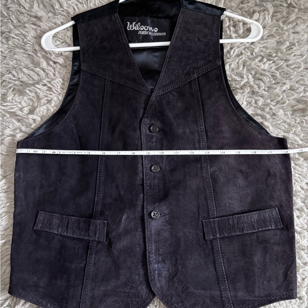 Vintage Wilson Men's 80’s era sizing unisex Black Suede Vest